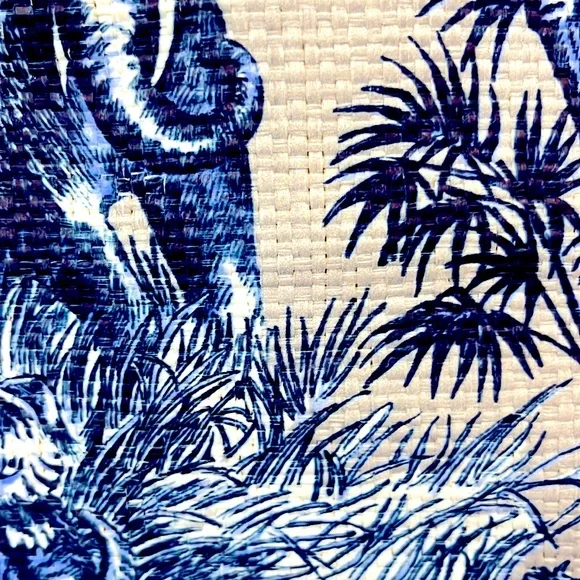 💙🤍 NWOT Christian Dior Limited Edition tote - Picture 2 of 8